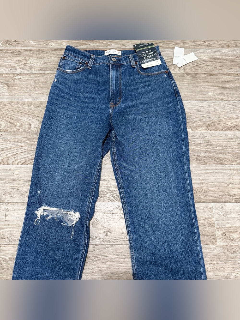 Abercrombie & Fitch Curve Love Ultra High Rise Ankle Straight Jean Size 6 - Picture 3 of 9